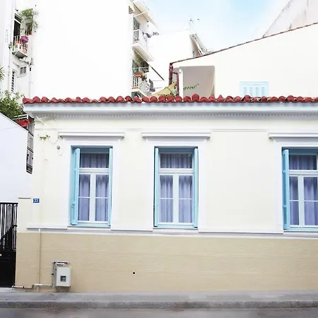 Live In Athens, Thiseio Historic House Aparthotel