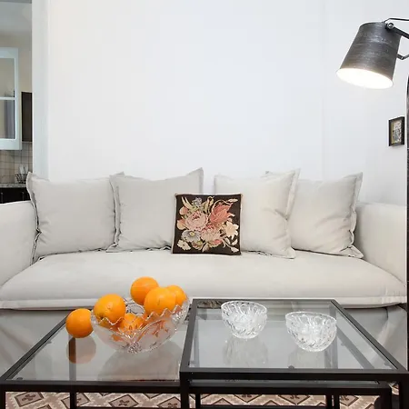 Live In Athens, Thiseio Historic House Aparthotel 3*