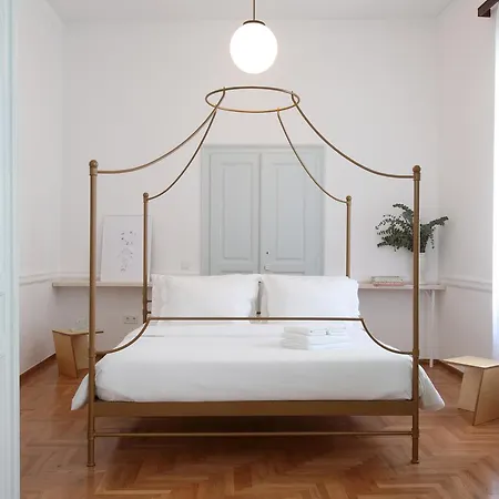 Live In Athens, Thiseio Historic House Athen