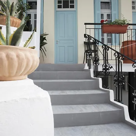 Live In Athens, Thiseio Historic House Aparthotel Athen